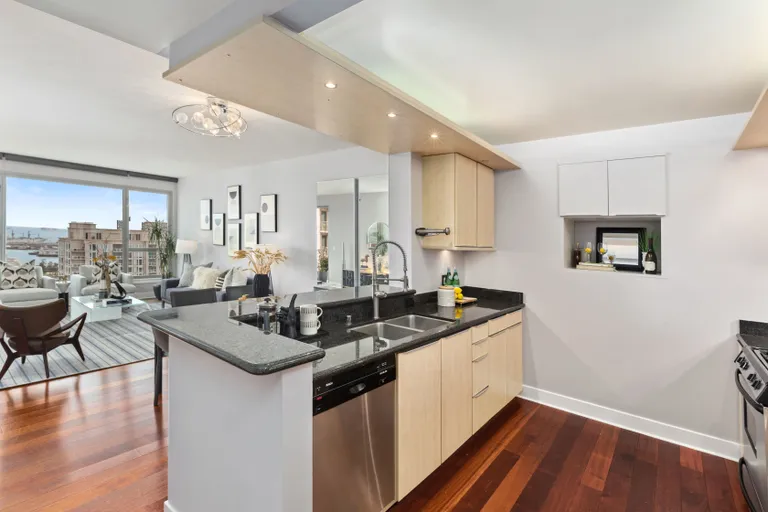 New York City Real Estate | View 239 Brannan Street #15G | room 39 | View 40