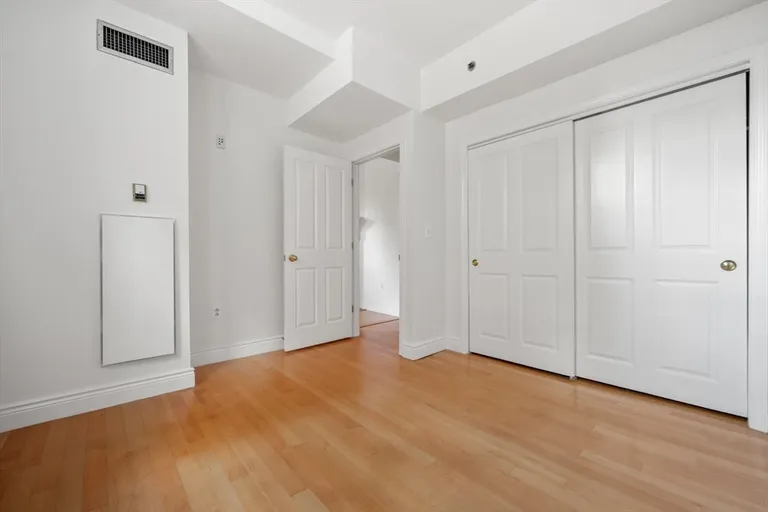 New York City Real Estate | View 10 Charlesgate E #1 | room 19 | View 20