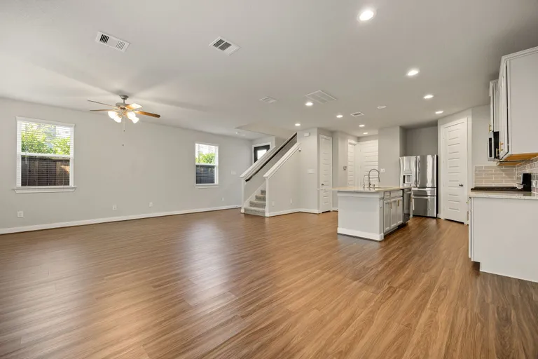 Houston Suburbs Real Estate | View 9913 Smokehouse Silo Lane | room 19 | View 20