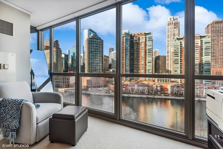 New York City Real Estate | View 420 E Waterside, 808 | room 6 | View 7
