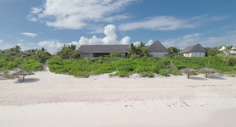 New York City Real Estate | View House on a Dune | Screenshot 2023-12-14 at 12.35.01 AM | View 3