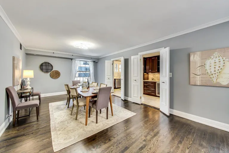 New York City Real Estate | View 210 E Pearson, 14AB | room 9 | View 10