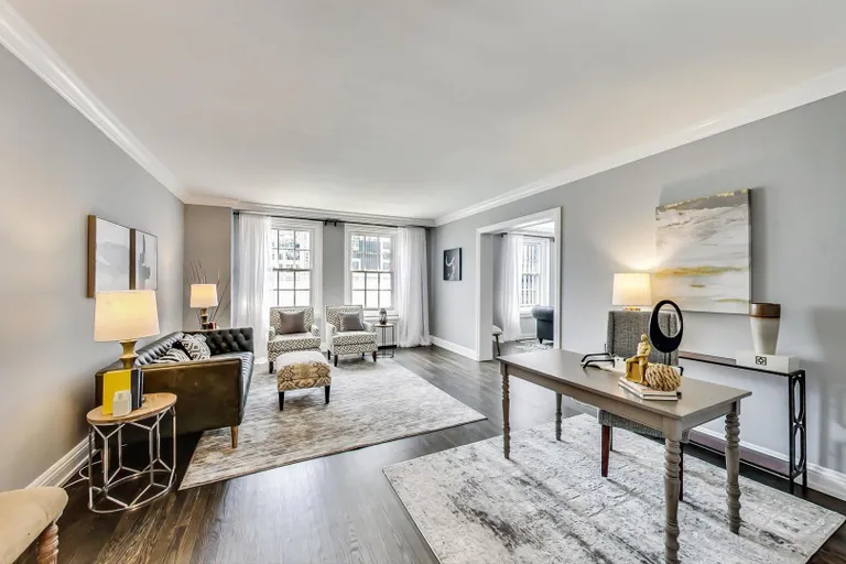 New York City Real Estate | View 210 E Pearson, 14AB | room 5 | View 6