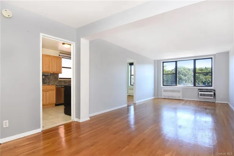 New York City Real Estate | View 117 S Highland Avenue #5L | room 2 | View 3