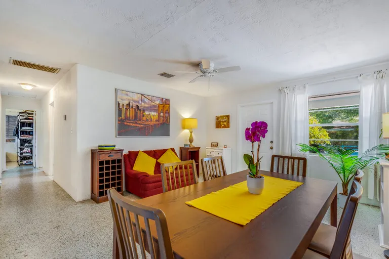 New York City Real Estate | View 2122 Temple Street | room 3 | View 4