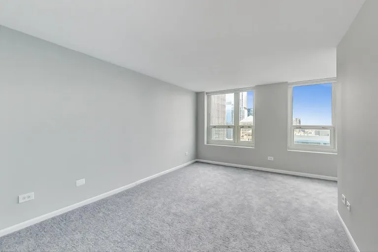 New York City Real Estate | View 345 N Lasalle, 3607 | room 12 | View 13