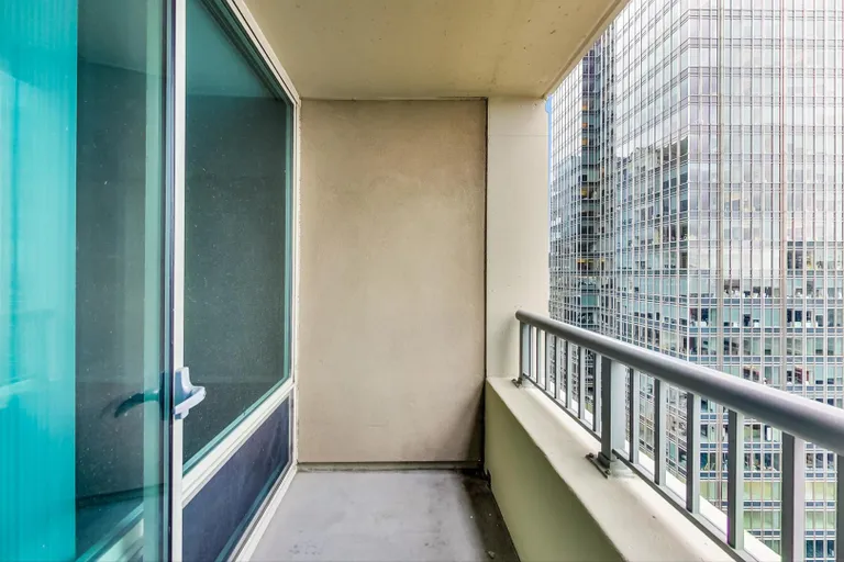New York City Real Estate | View 345 N Lasalle, 3607 | room 24 | View 25