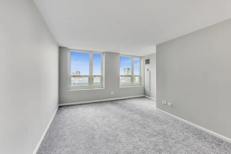 New York City Real Estate | View 345 N Lasalle, 3607 | room 11 | View 12