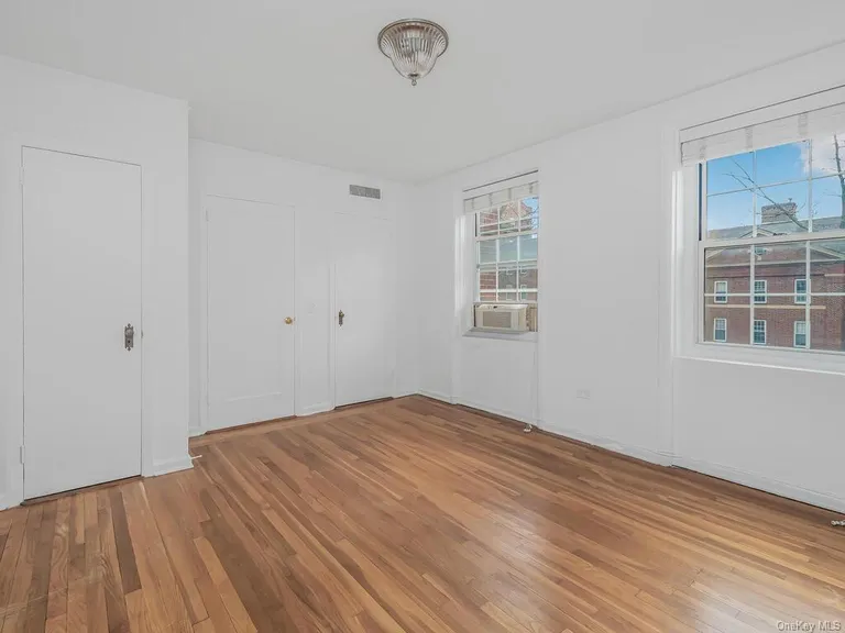 New York City Real Estate | View 1342 Midland Avenue #3C | room 6 | View 7
