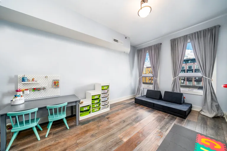 New York City Real Estate | View 715 Grand St #3B | IMG-5 | View 12