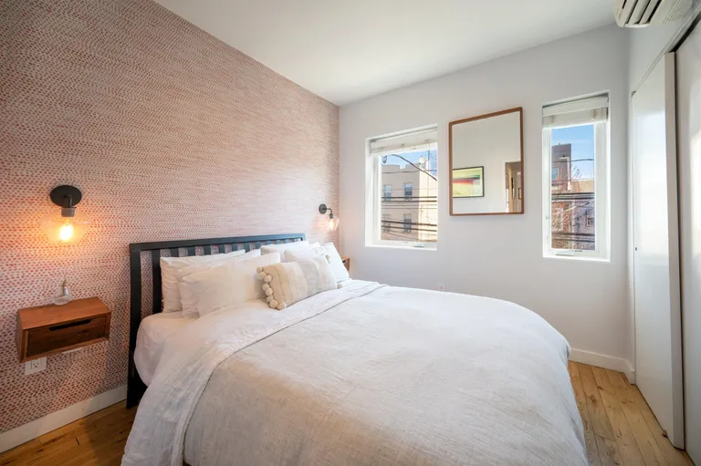 New York City Real Estate | View 429 Monmouth St | room 9 | View 10