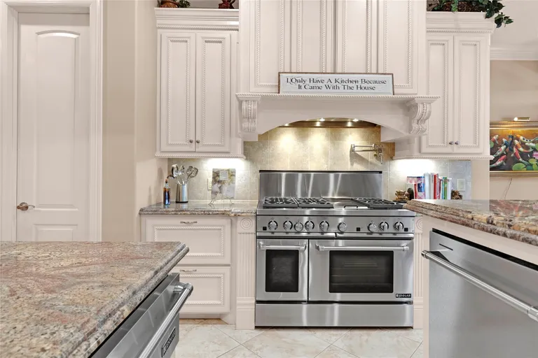 The Woodlands Real Estate | View 10896 Dauphine Street | room 11 | View 12