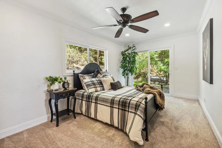 Northern California Real Estate | View 6103 North Lake Boulevard | room 12 | View 13