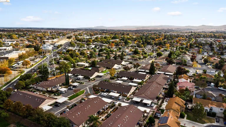Northern California Real Estate | View 863 Villa Ter | room 34 | View 35