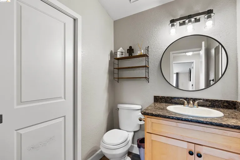 Northern California Real Estate | View 863 Villa Ter | room 26 | View 27