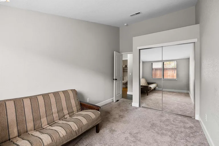 Northern California Real Estate | View 863 Villa Ter | room 18 | View 19