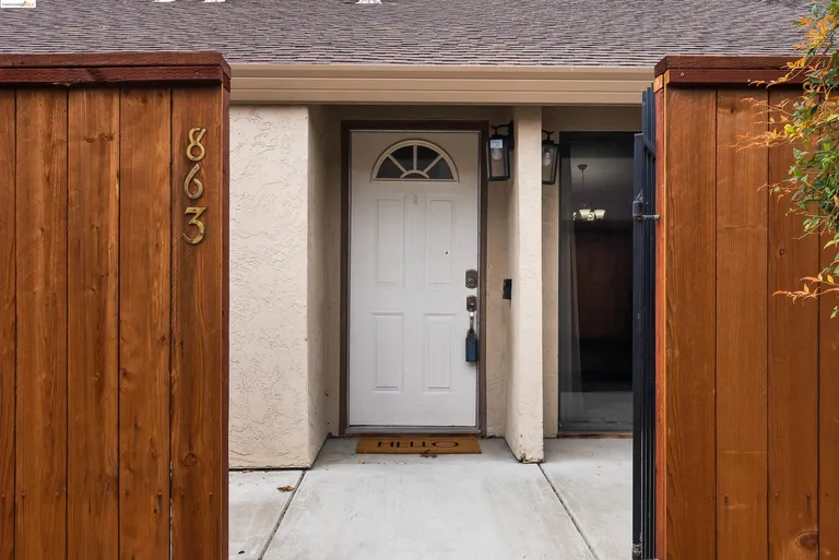 Northern California Real Estate | View 863 Villa Ter | room 3 | View 4