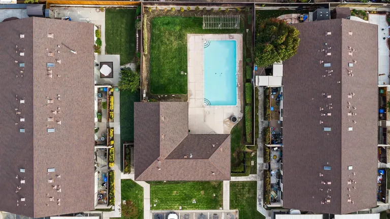 Northern California Real Estate | View 863 Villa Ter | room 37 | View 38