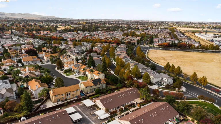 Northern California Real Estate | View 863 Villa Ter | room 32 | View 33