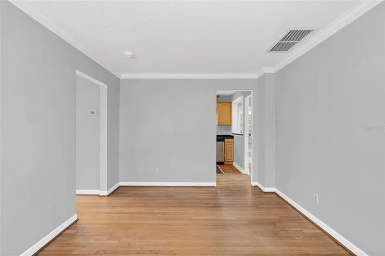 New York City Real Estate | View 800 Lake Highland Drive | room 7 | View 8