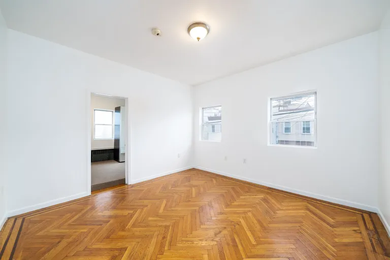 New York City Real Estate | View 323 Webster Ave Unit# 2 | room 10 | View 11
