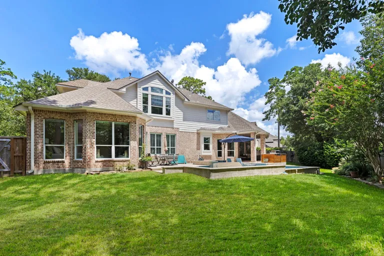 The Woodlands Real Estate | View 10 Sutton Mill Place | room 5 | View 6