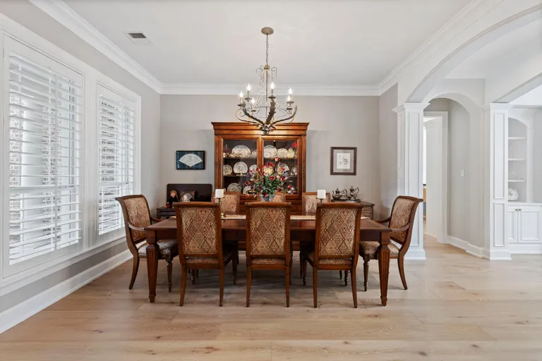 The Woodlands Real Estate | View 10 Sutton Mill Place | room 10 | View 11