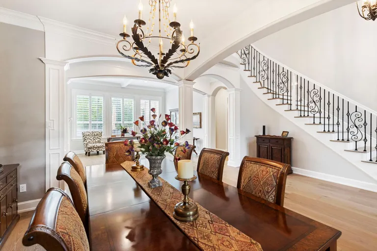 The Woodlands Real Estate | View 10 Sutton Mill Place | room 11 | View 12