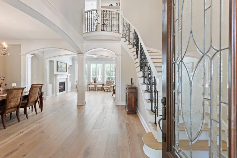 The Woodlands Real Estate | View 10 Sutton Mill Place | room 6 | View 7