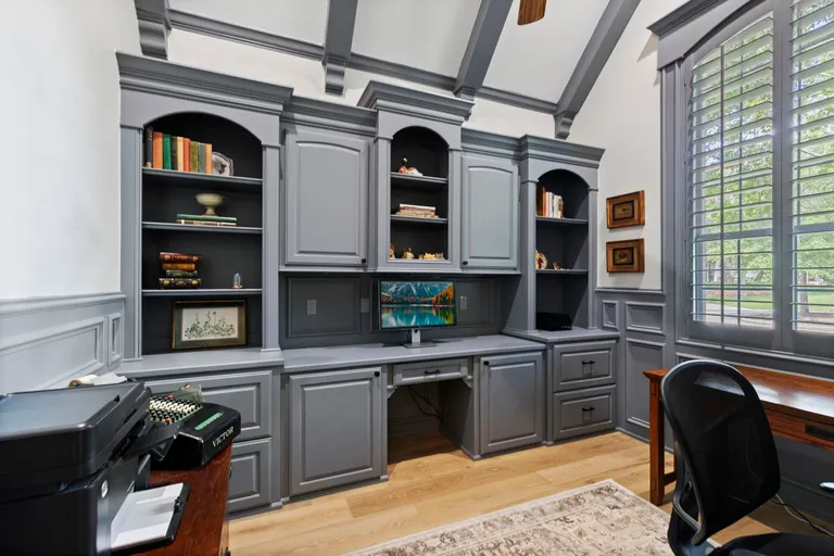 The Woodlands Real Estate | View 10 Sutton Mill Place | room 12 | View 13