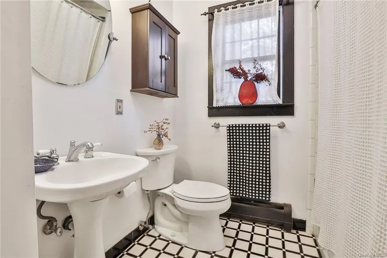 New York City Real Estate | View 253 A Maple Road | room 12 | View 13
