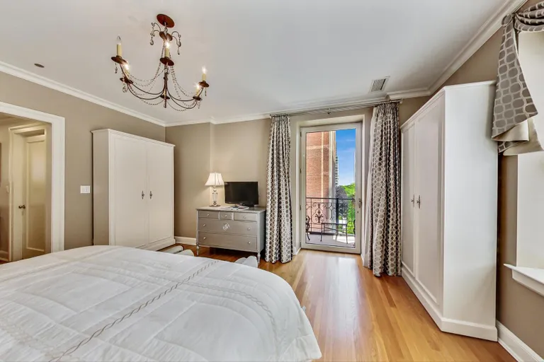 New York City Real Estate | View 1300 N State, 501 | room 13 | View 14