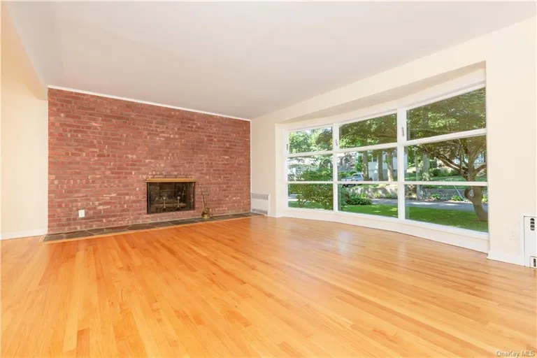 New York City Real Estate | View 102 Eton Road | room 41 | View 42
