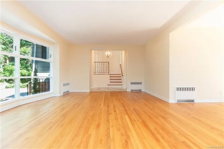 New York City Real Estate | View 102 Eton Road | room 46 | View 47