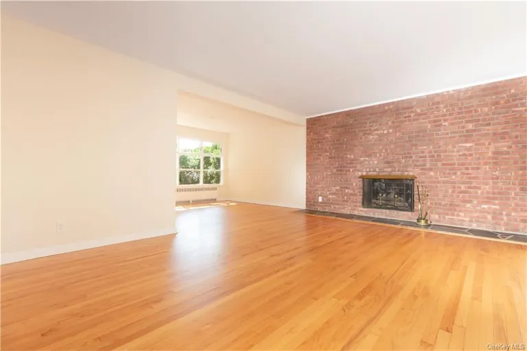 New York City Real Estate | View 102 Eton Road | room 40 | View 41