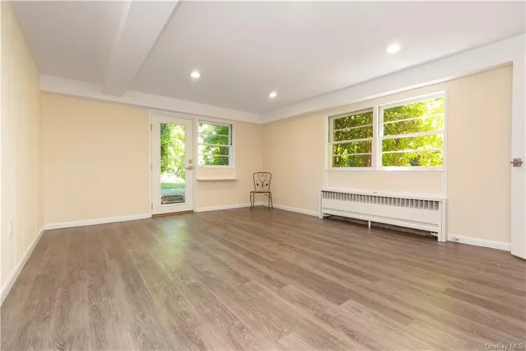 New York City Real Estate | View 102 Eton Road | room 57 | View 58