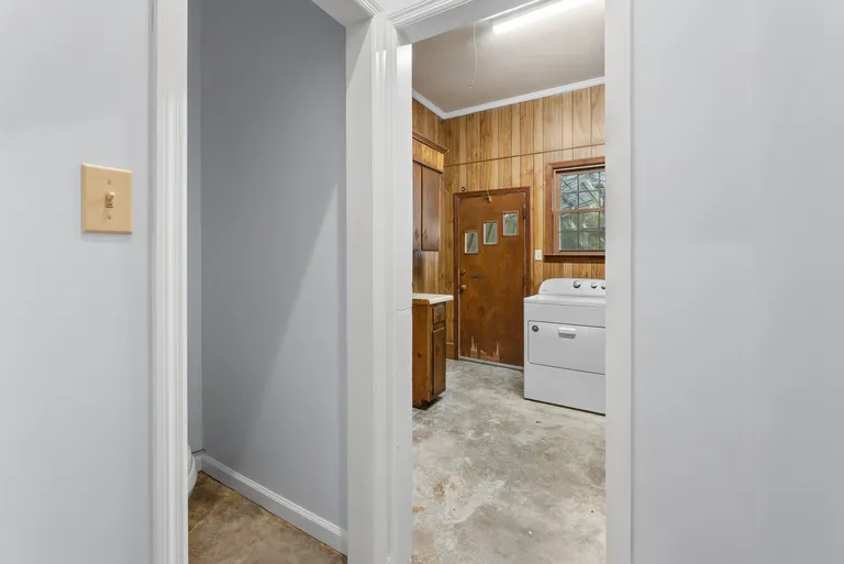 Savannah Real Estate | View 24 Diana Drive | room 42 | View 43
