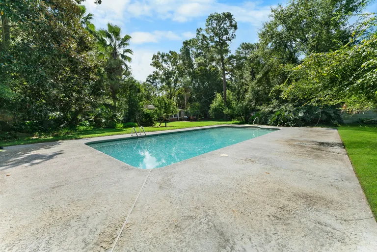 Savannah Real Estate | View 24 Diana Drive | room 49 | View 50