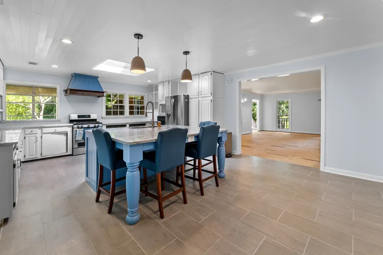 Savannah Real Estate | View 24 Diana Drive | room 24 | View 25