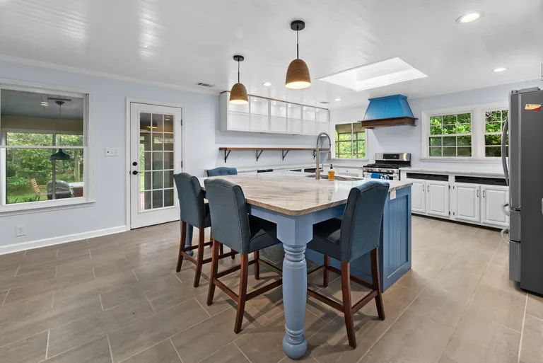 Savannah Real Estate | View 24 Diana Drive | room 20 | View 21