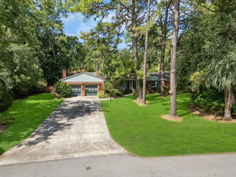 Savannah Real Estate | View 24 Diana Drive | room 2 | View 3