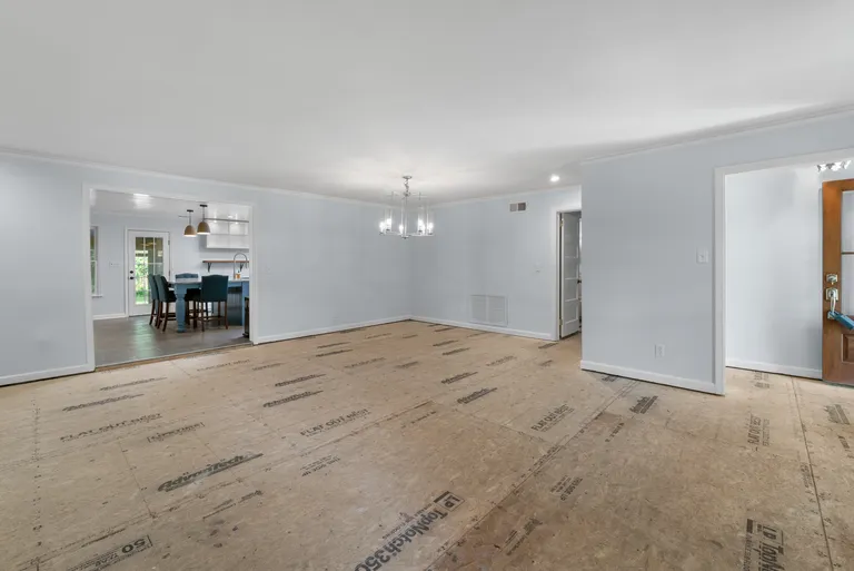 Savannah Real Estate | View 24 Diana Drive | room 12 | View 13