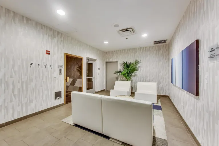 New York City Real Estate | View 225 N Columbus, 7003 | room 39 | View 40