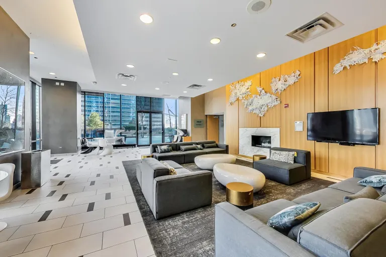 New York City Real Estate | View 225 N Columbus, 7003 | room 37 | View 38