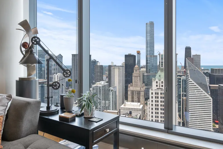 New York City Real Estate | View 60 E Monroe, 5106 | room 4 | View 5