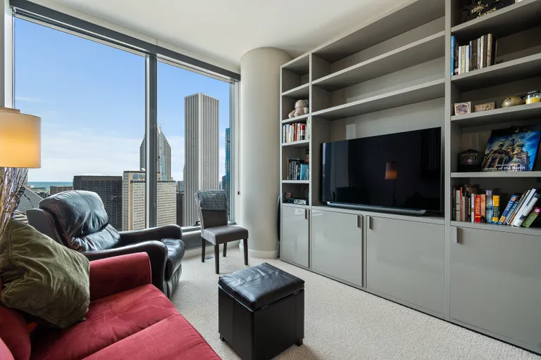 New York City Real Estate | View 60 E Monroe, 5106 | room 32 | View 33