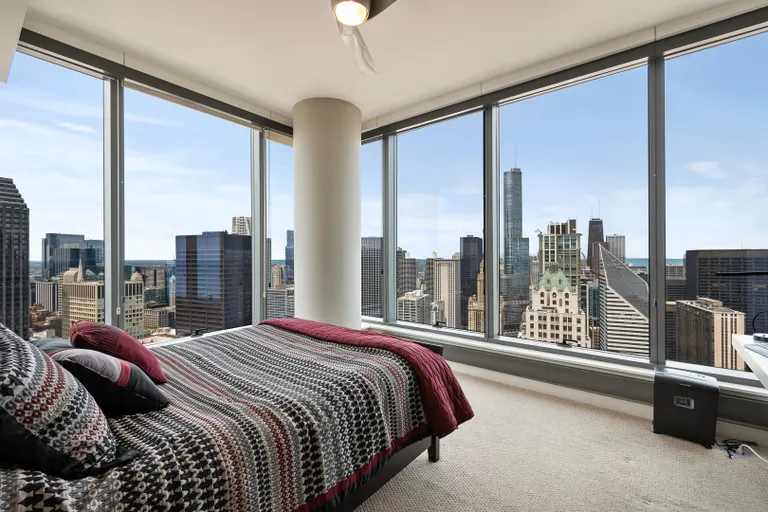 New York City Real Estate | View 60 E Monroe, 5106 | room 25 | View 26