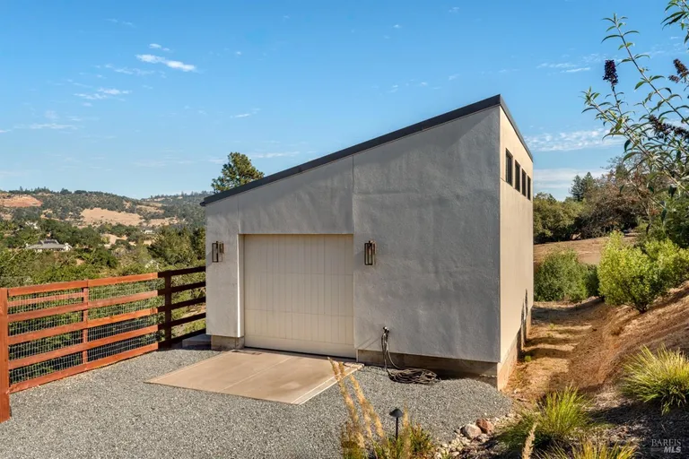 Northern California Real Estate | View 4200 Old Vineyard Lane | room 43 | View 44