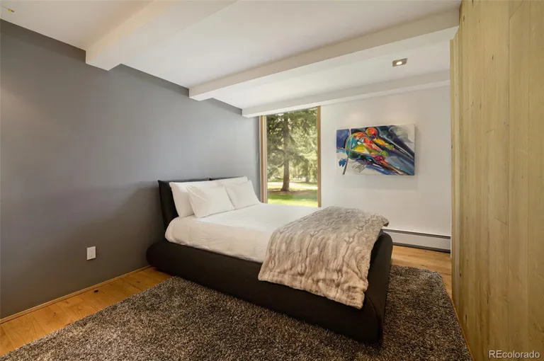New York City Real Estate | View 300 E Lionshead Circle Unit# 8 | room 18 | View 19