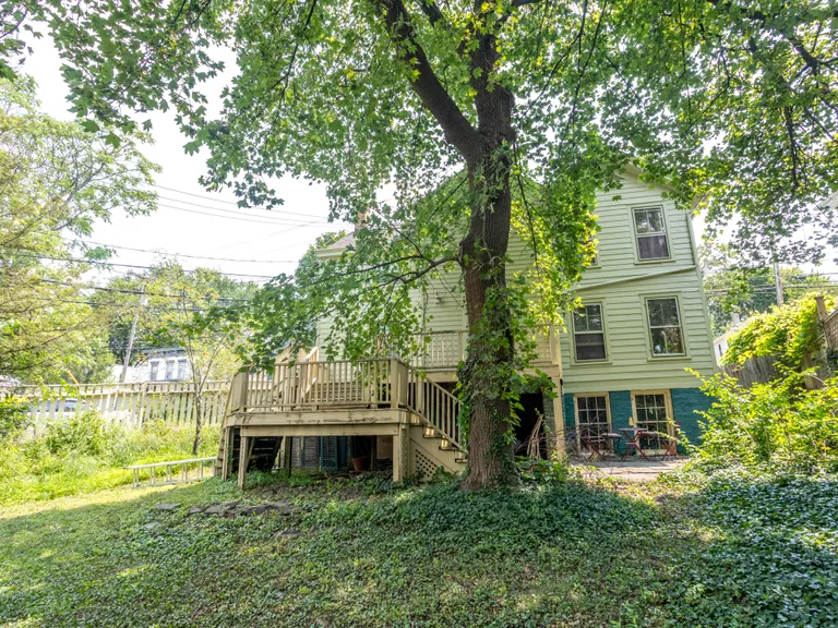 Hudson Valley Real Estate | View 25 Worth Avenue | WorthAve_web-21 | View 16